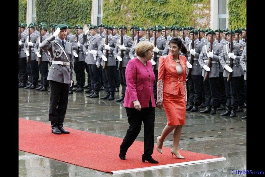 默克尔和英拉