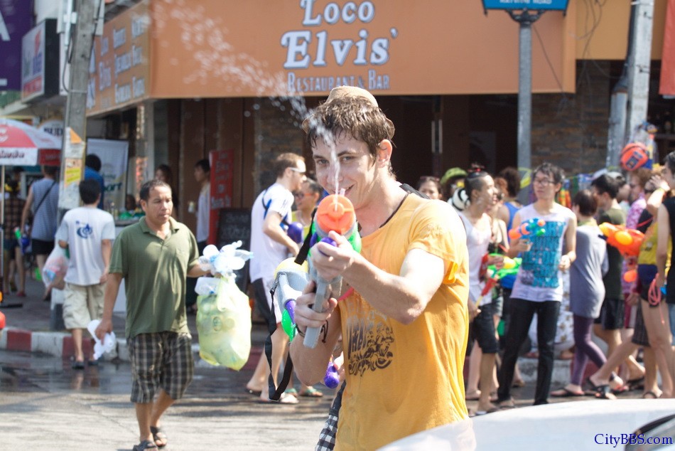 Chiangmai_Songkran_109.jpg