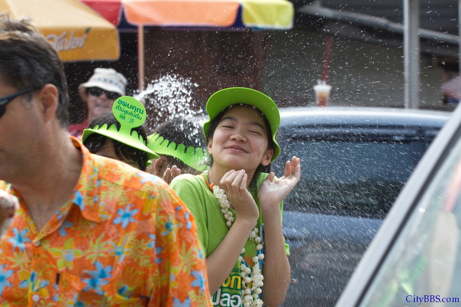 Chiangmai_Songkran_162.jpg