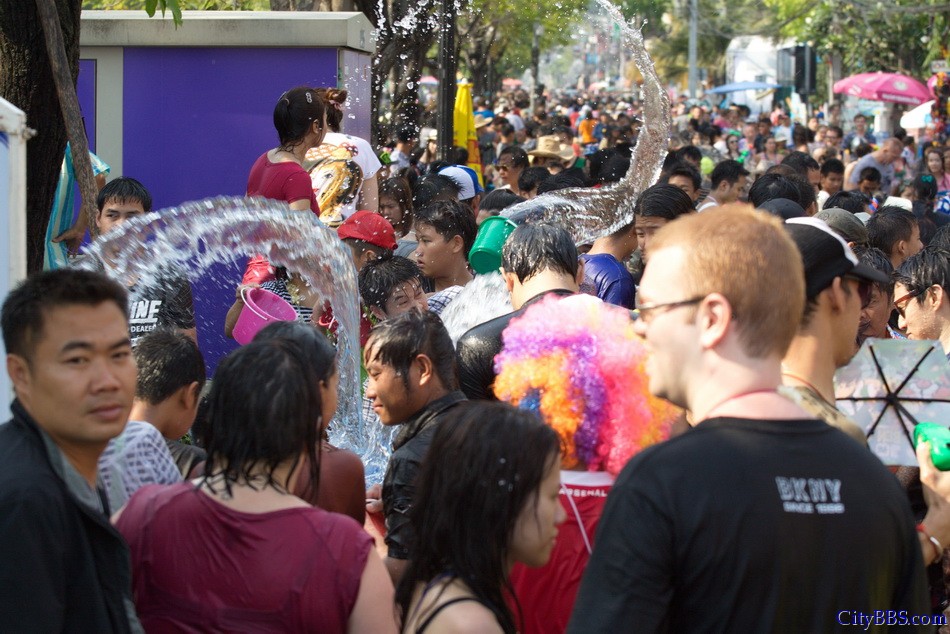 Chiangmai_Songkran_274.jpg