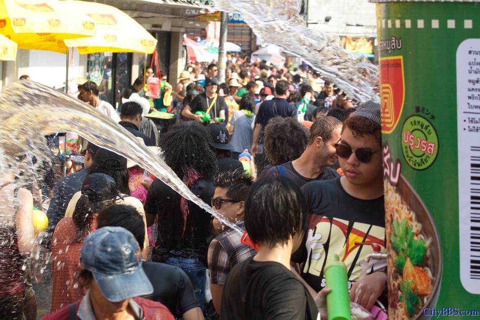 Chiangmai_Songkran_286.jpg