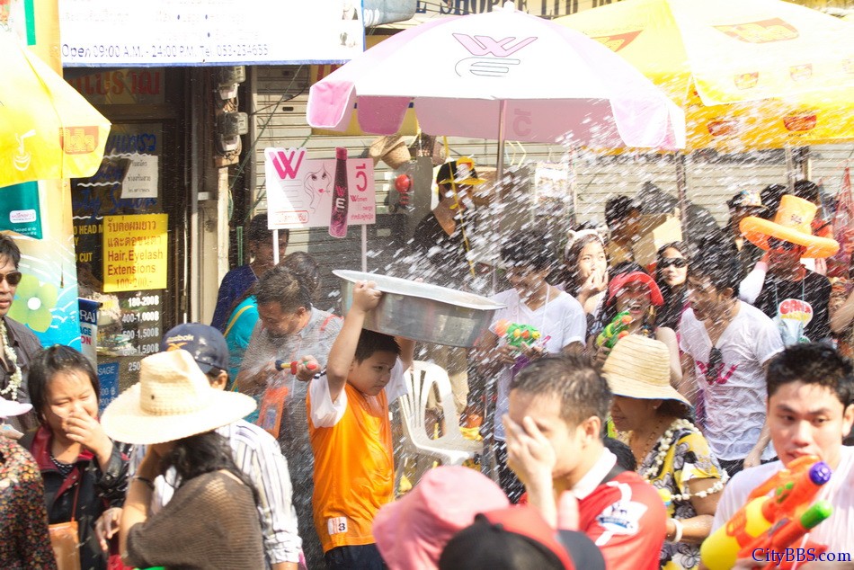 Chiangmai_Songkran_356.jpg