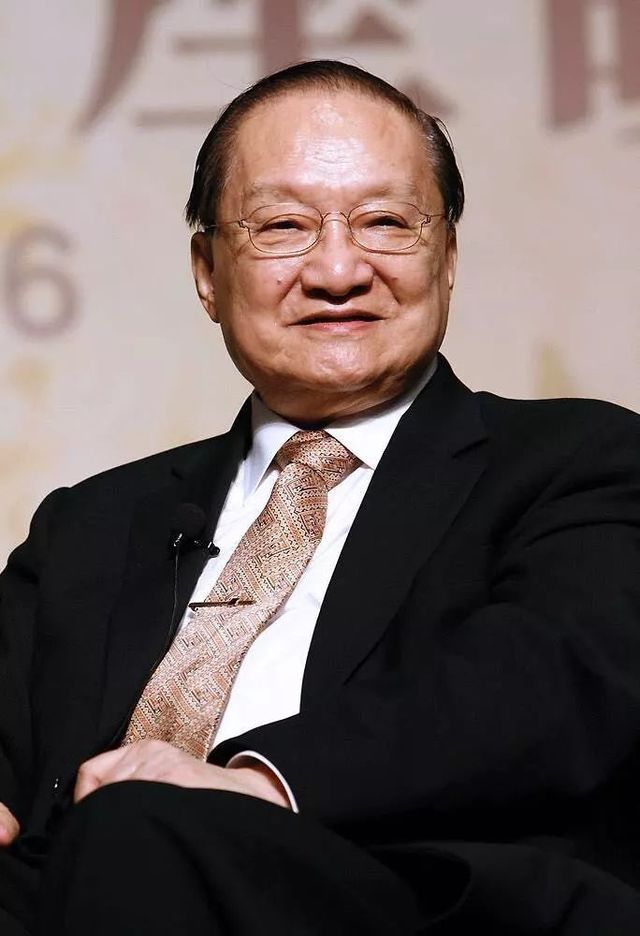 金庸：人生就是大闹一场，然后，悄然离去.jpg