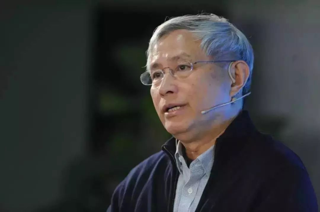 周其仁