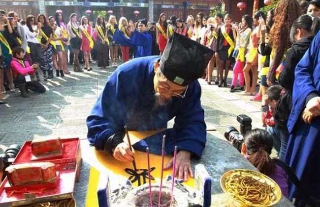 中国旅行中常见的8个骗局6.jpg