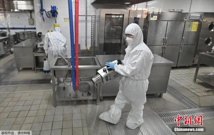 全球新冠确诊病例破900万