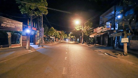 新毒株攻击性更强 越南岘港封城8万游客撤离