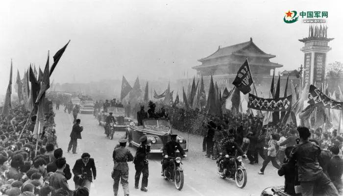 致敬这场“立国之战”6.jpg