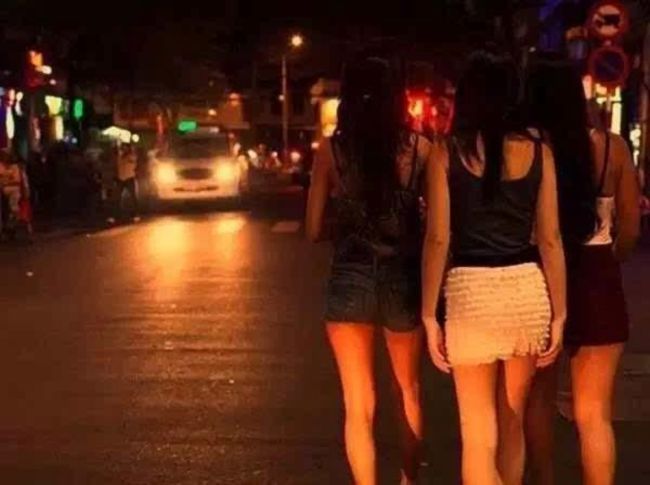 我在美国做按摩女：亚特兰大枪击案背后人生
