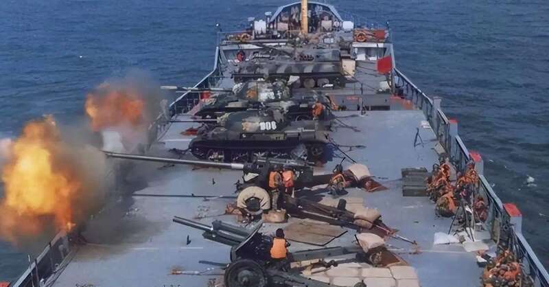 海上炮战.jpg