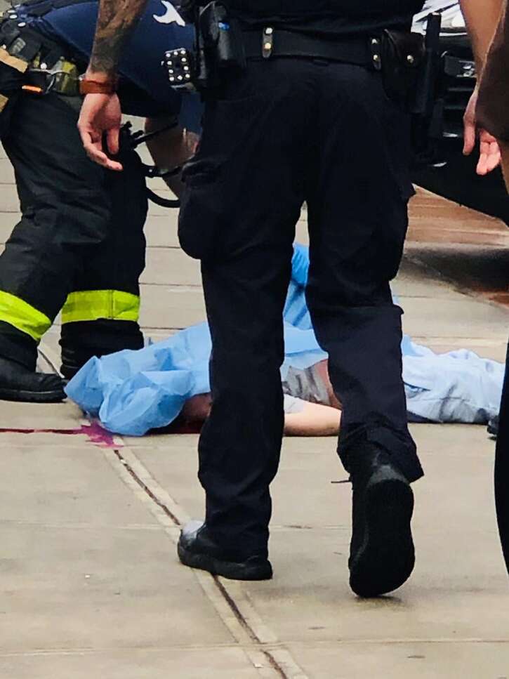 纽约1天2起华人跳楼身亡