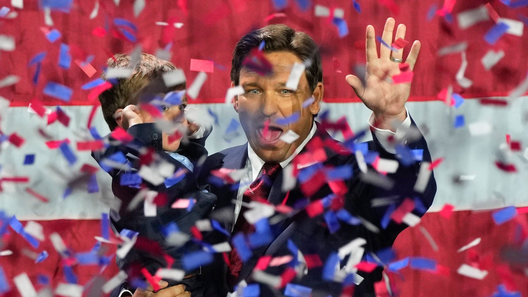 共和党州长德桑蒂斯（Ron DeSantis）