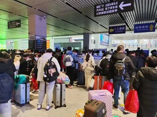 汉中学生返乡后，当地要求集中隔离