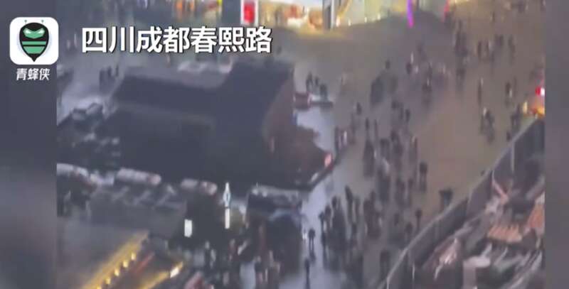 全国多地热门景点人潮汹涌客流量暴增