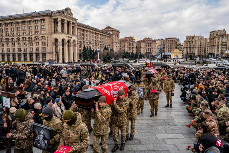 四名乌克兰志愿兵去年12月在俄罗斯南部布良斯克地区（Bryansk）执行破坏任务时不幸牺牲，他们的葬礼星期二 ...