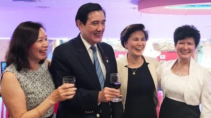 马英九与三姐妹出席旧金山侨宴