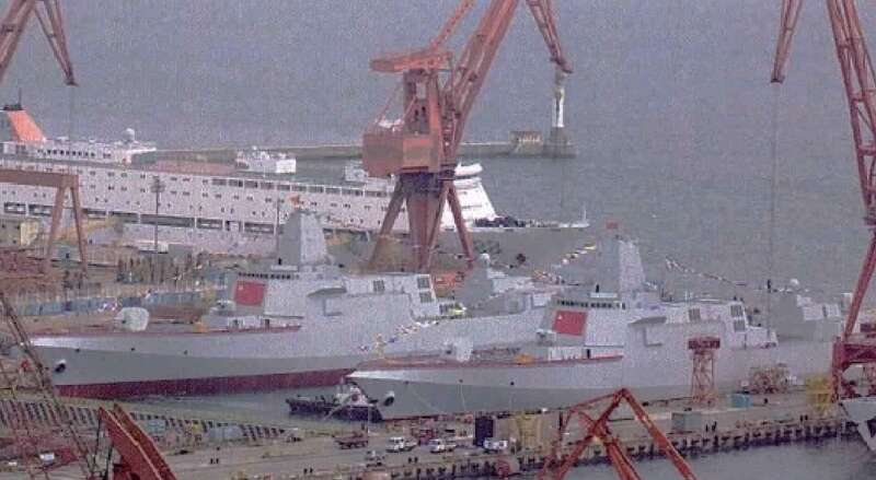 中国海军的造舰速度是2倍于美国海军，按照这个速度，中国海军十年后会拥有200艘驱逐舰加护卫舰 ...