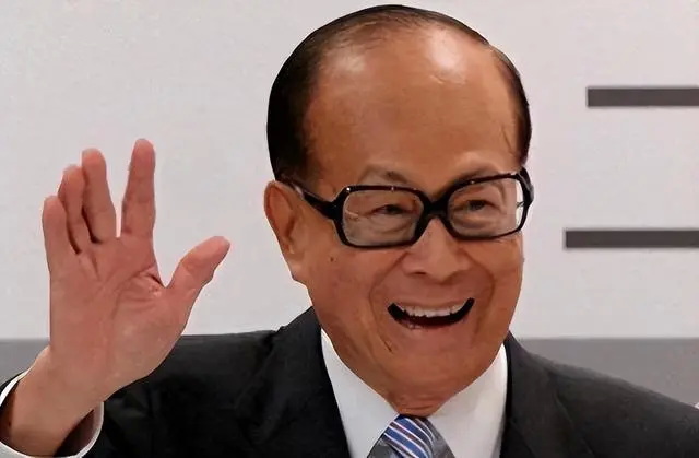 李嘉诚的良心和厉害之处，他从来不烂尾