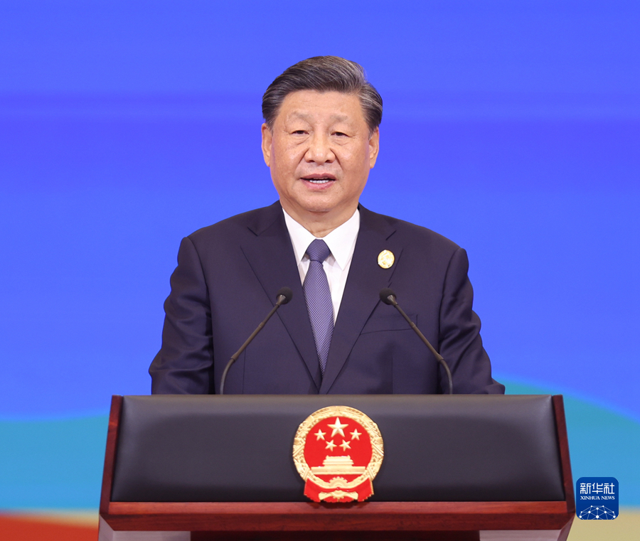 中华人民共和国主席 习近平