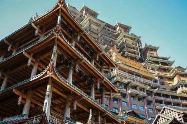 曾经的水司楼被誉为贵州的“第一烂尾楼”