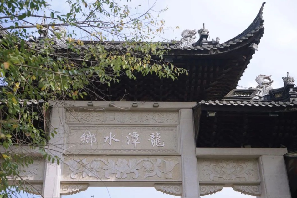 成都投资20亿的龙潭水乡古镇耗资20亿