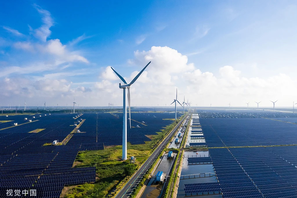 江苏省盐城市积极建设风力与光伏发电