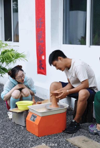 教其他人制陶