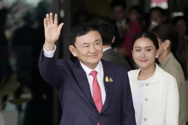 贝东丹与父亲他信