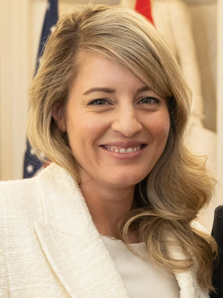 梅拉妮·乔利（Mélanie Joly）
