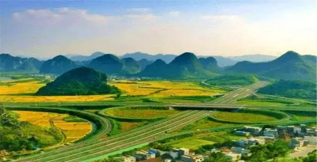 广西最美高速公路