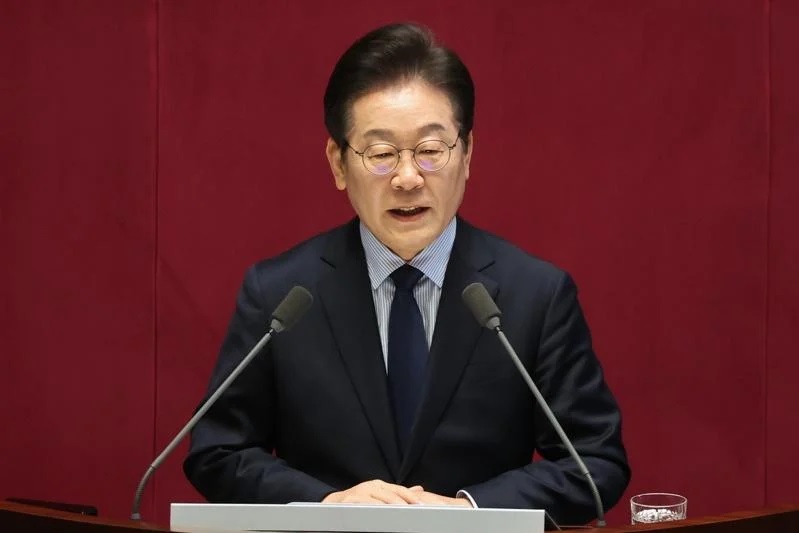 共同民主党领袖李在明选总统民调遥遥领先