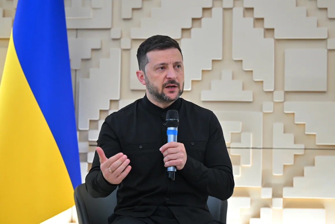 乌克兰总统泽连斯基在乌克兰驻安卡拉大使馆举行新闻发布会发表讲话